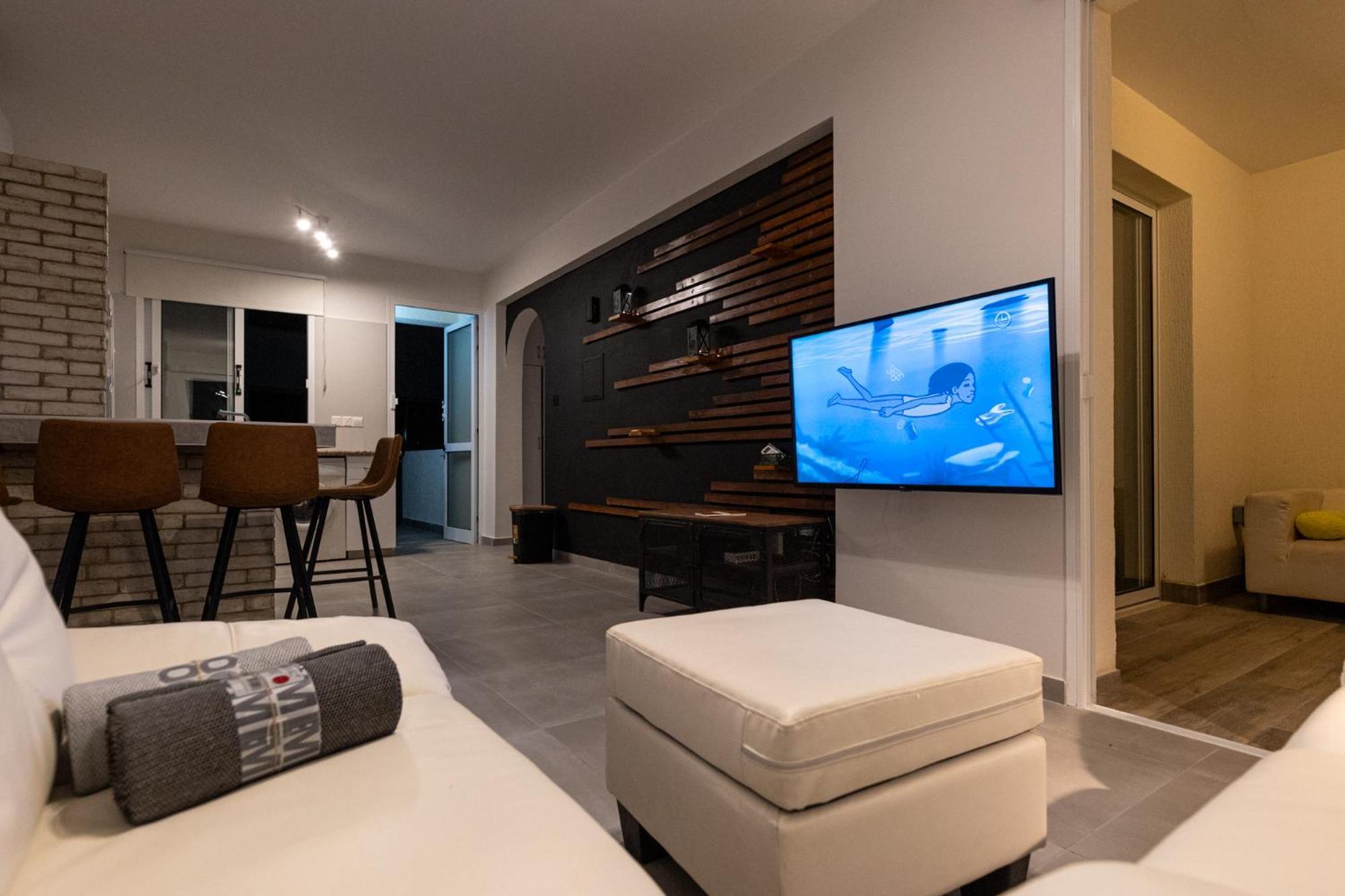 Eden Blue-Horizon 1B, Paphos, Sea View, Pool Apartment Konia Exterior photo
